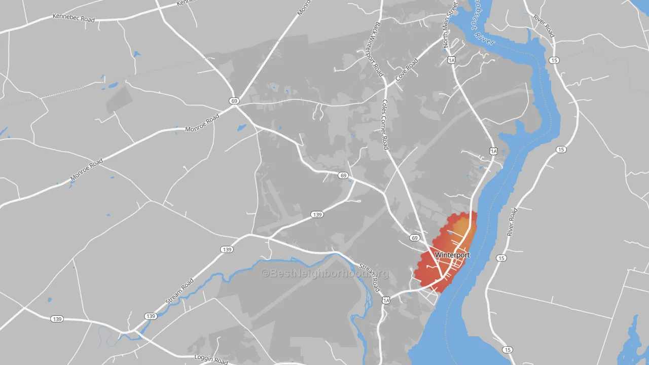 Walk Grade map of 04496, ME, walkable areas in green and car-dependent areas in red