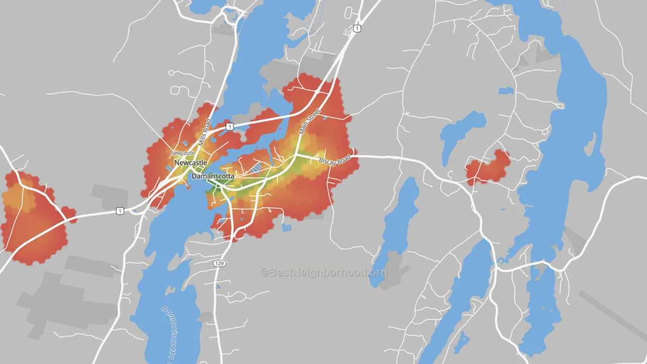 Walk Grade map of 04543, ME, walkable areas in green and car-dependent areas in red