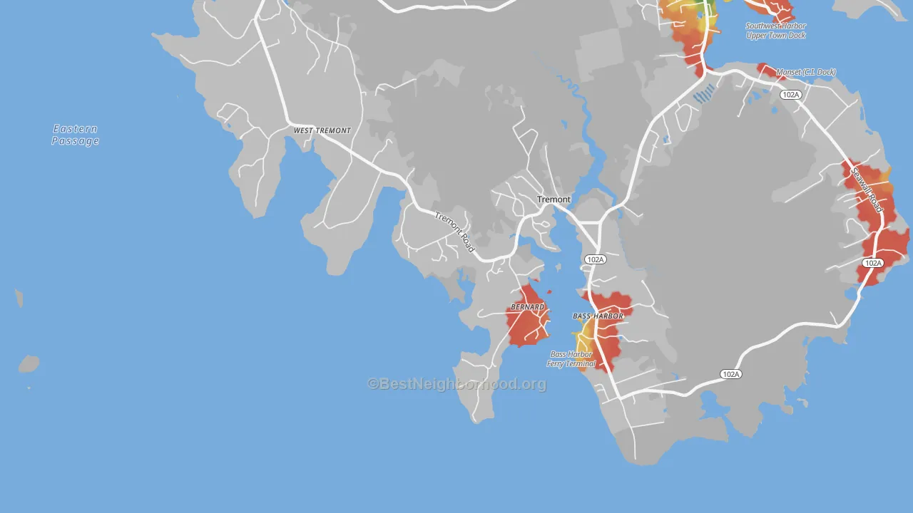 Walk Grade map of 04612, ME, walkable areas in green and car-dependent areas in red