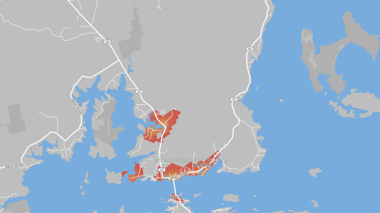Walk Grade map of 04649, ME, walkable areas in green and car-dependent areas in red