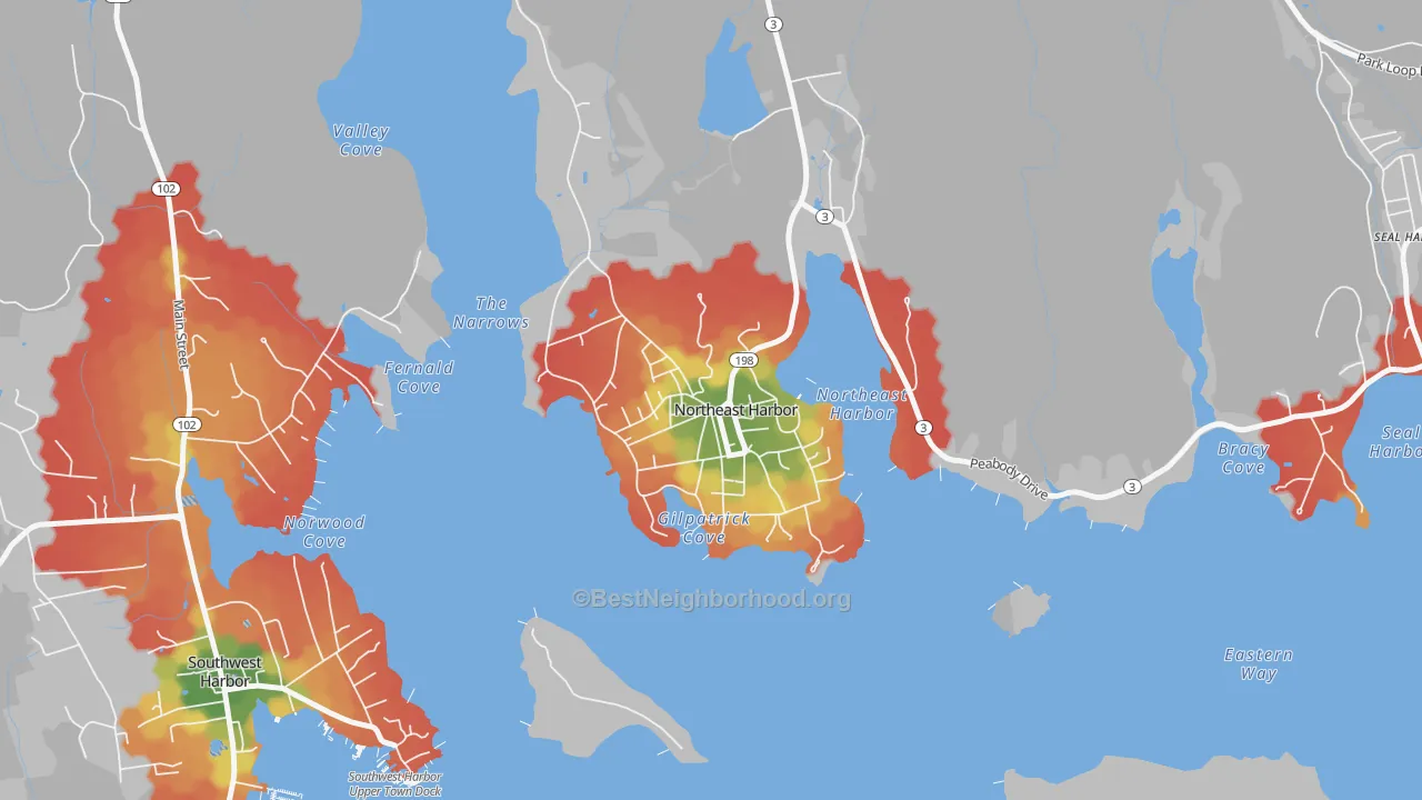 Walk Grade map of 04662, ME, walkable areas in green and car-dependent areas in red