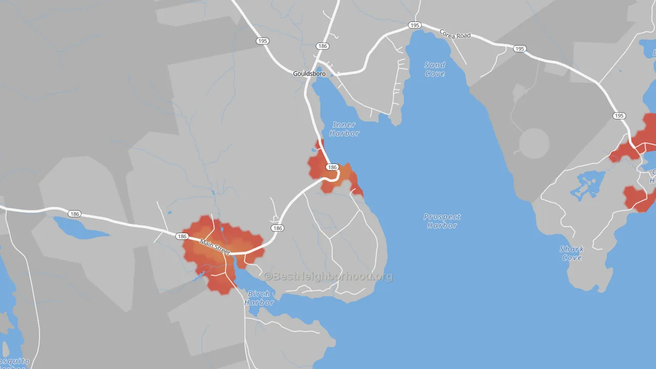 Walk Grade map of 04669, ME, walkable areas in green and car-dependent areas in red