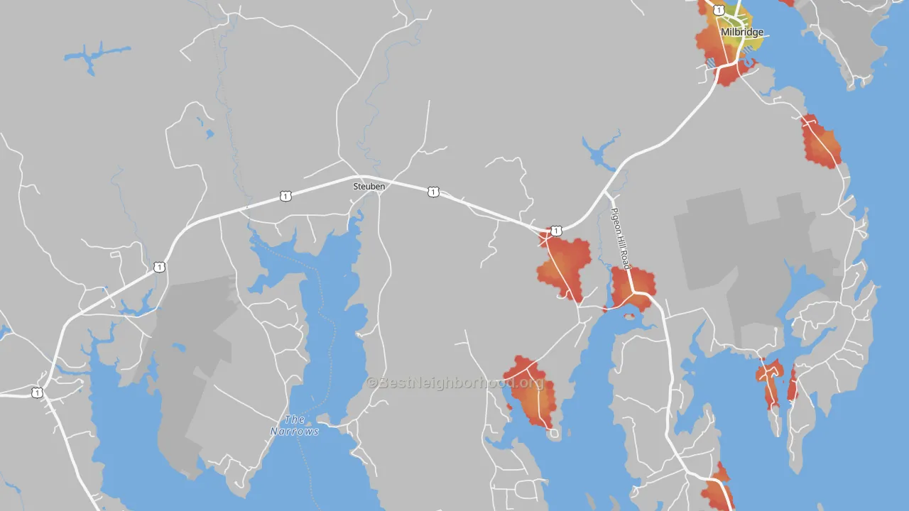 Walk Grade map of 04680, ME, walkable areas in green and car-dependent areas in red