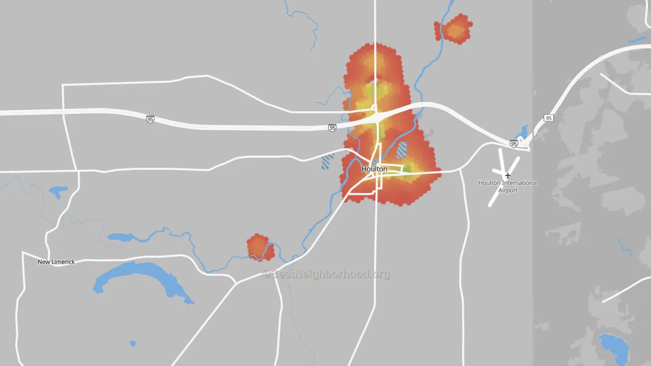 Walk Grade map of 04730, ME, walkable areas in green and car-dependent areas in red