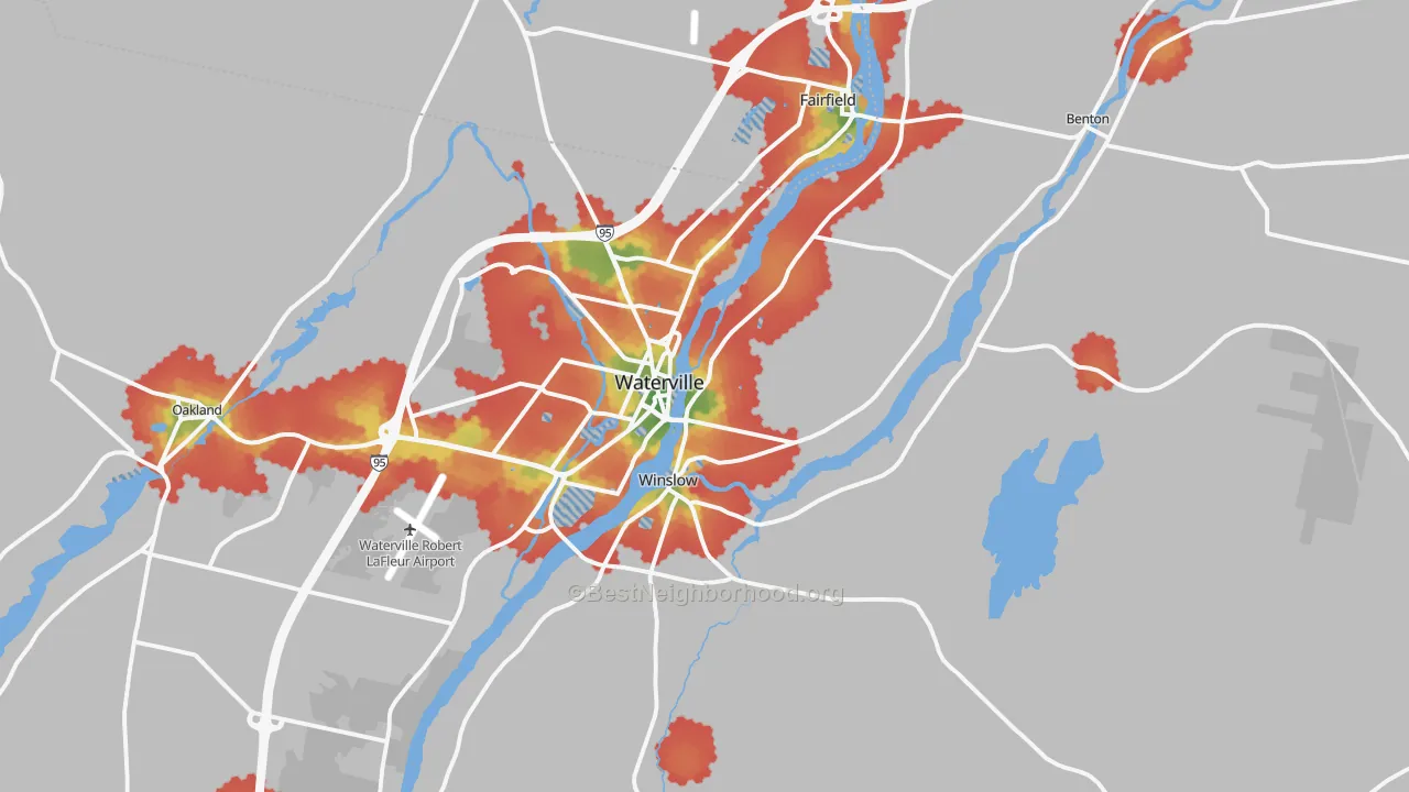 Walk Grade map of 04901, ME, walkable areas in green and car-dependent areas in red
