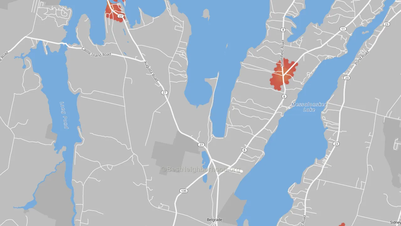 Walk Grade map of 04917, ME, walkable areas in green and car-dependent areas in red
