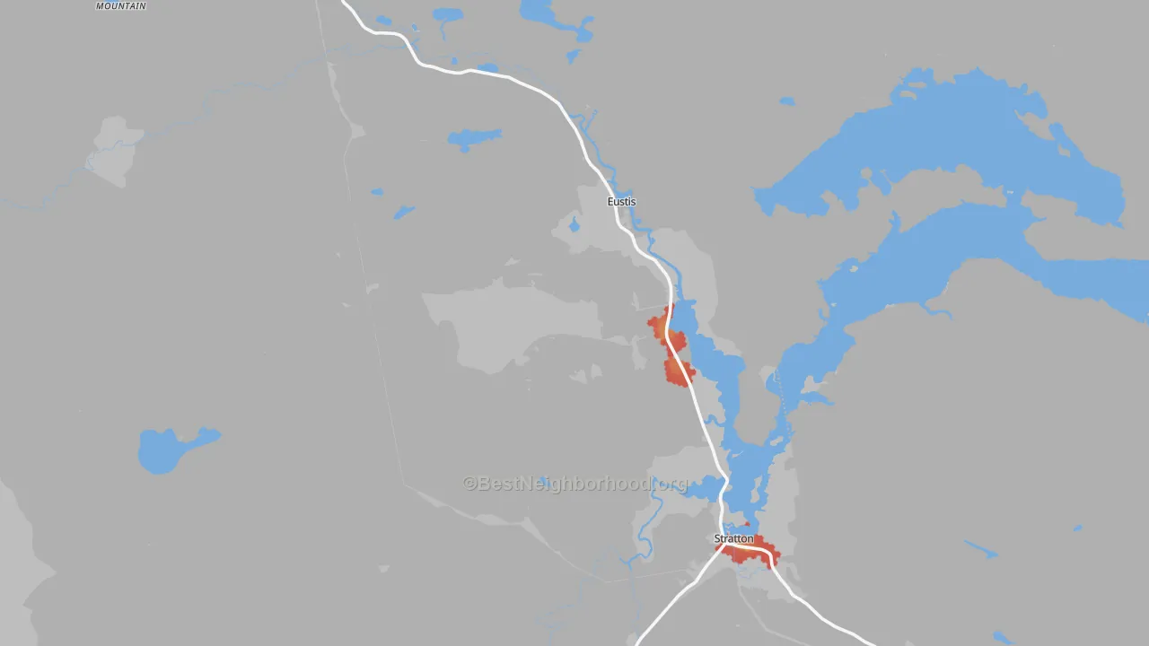 Walk Grade map of 04936, ME, walkable areas in green and car-dependent areas in red