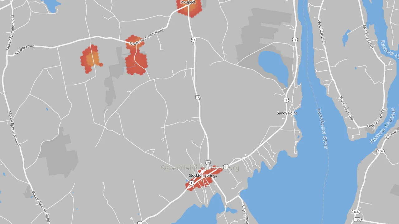Walk Grade map of 04981, ME, walkable areas in green and car-dependent areas in red