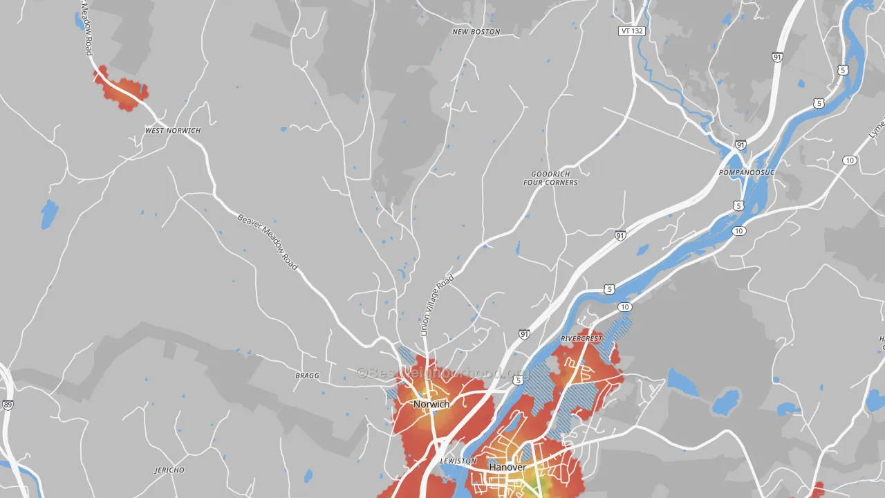 Walk Grade map of 05055, VT, walkable areas in green and car-dependent areas in red