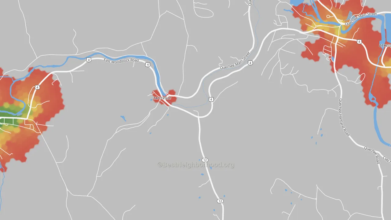 Walk Grade map of 05073, VT, walkable areas in green and car-dependent areas in red