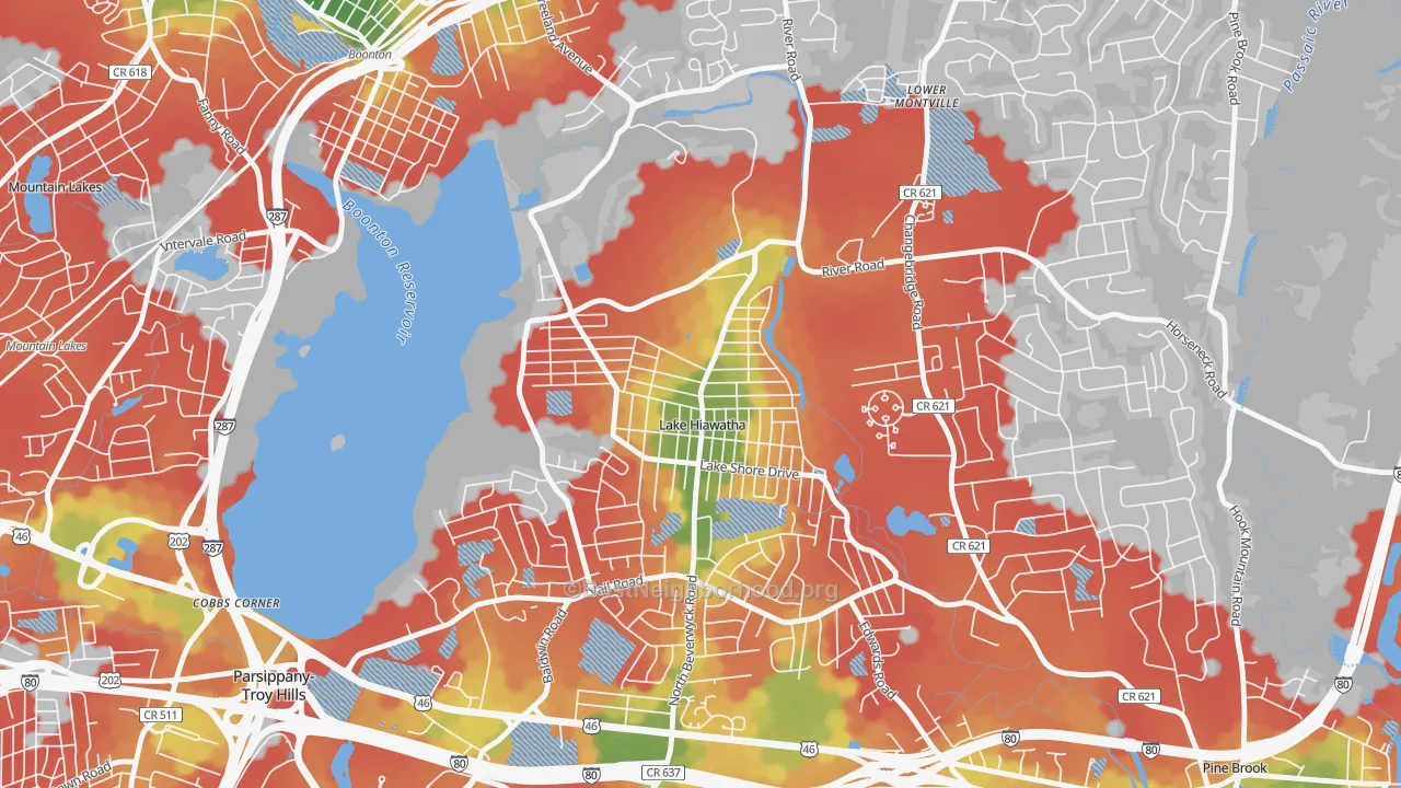 Walk Grade map of 07034, NJ, walkable areas in green and car-dependent areas in red