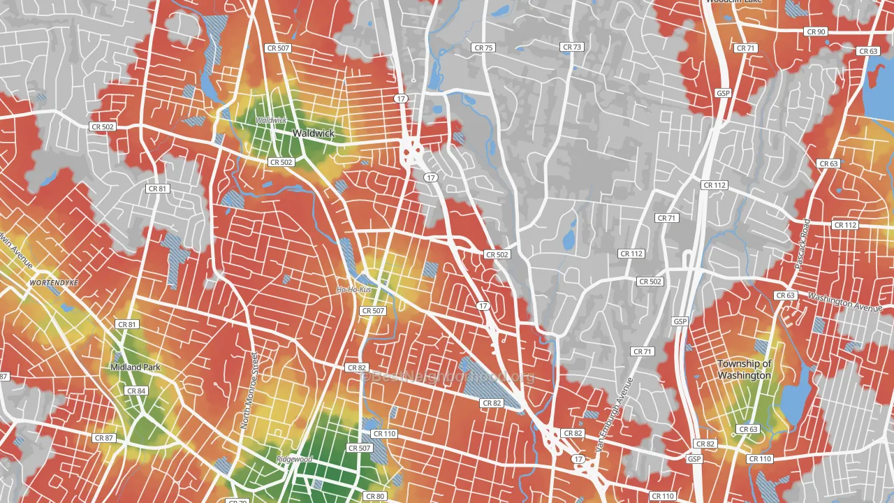 Walk Grade map of 07423, NJ, walkable areas in green and car-dependent areas in red