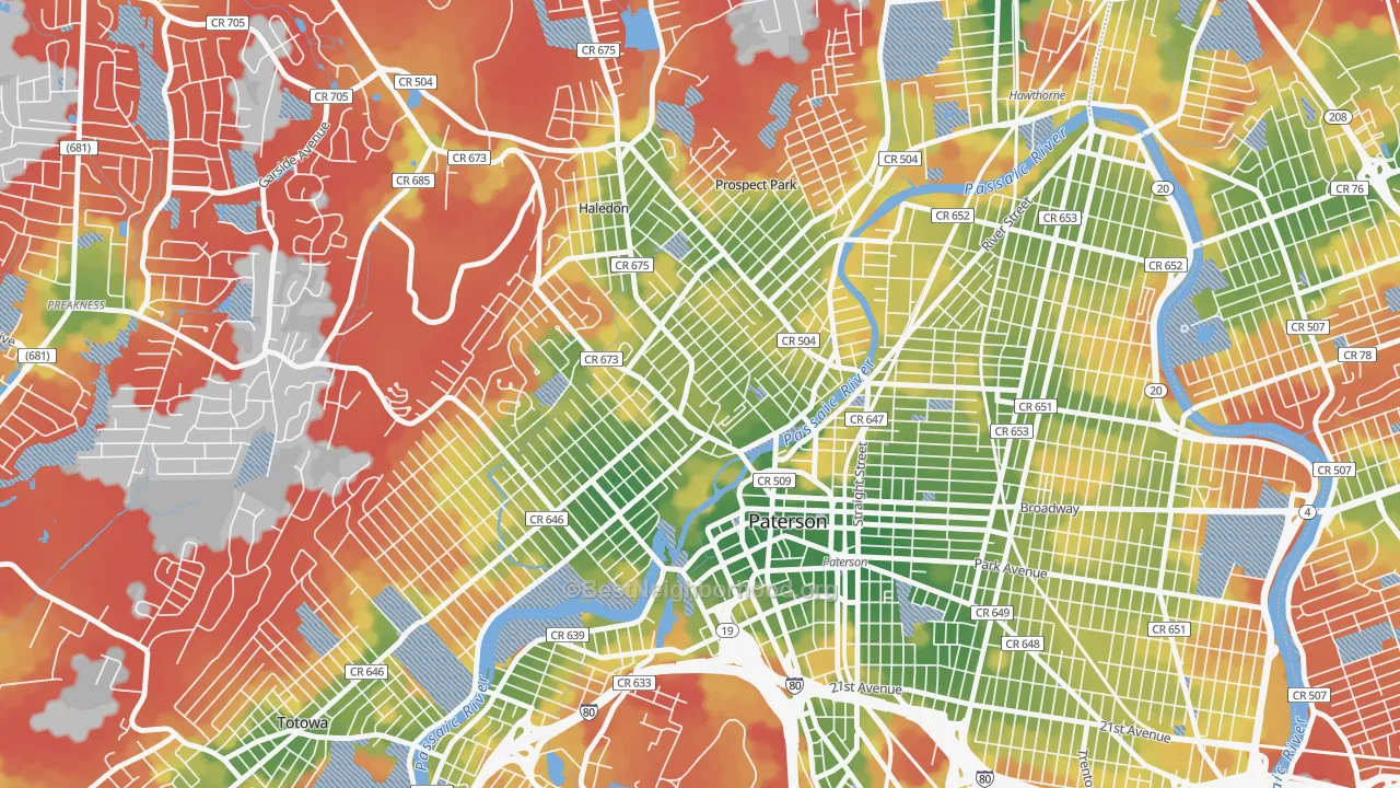 Walk Grade map of 07522, NJ, walkable areas in green and car-dependent areas in red