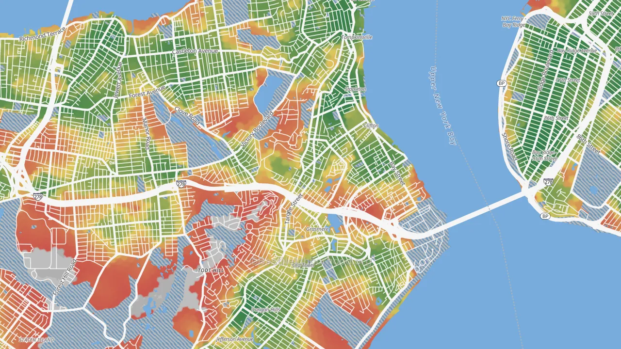 Walk Grade map of 10304, NY, walkable areas in green and car-dependent areas in red