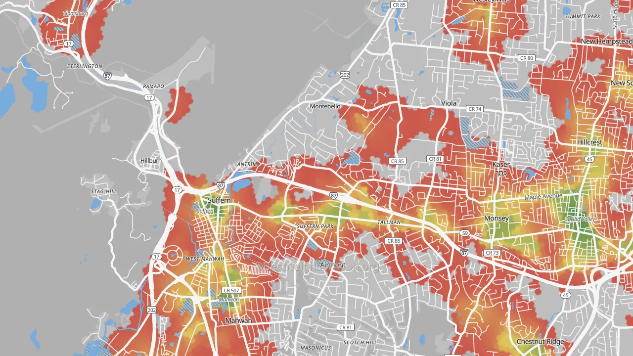 Walk Grade map of 10901, NY, walkable areas in green and car-dependent areas in red
