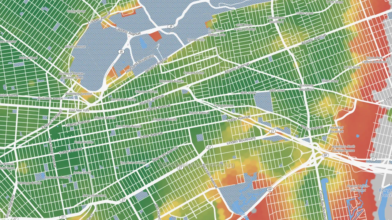 Walk Grade map of 11208, NY, walkable areas in green and car-dependent areas in red