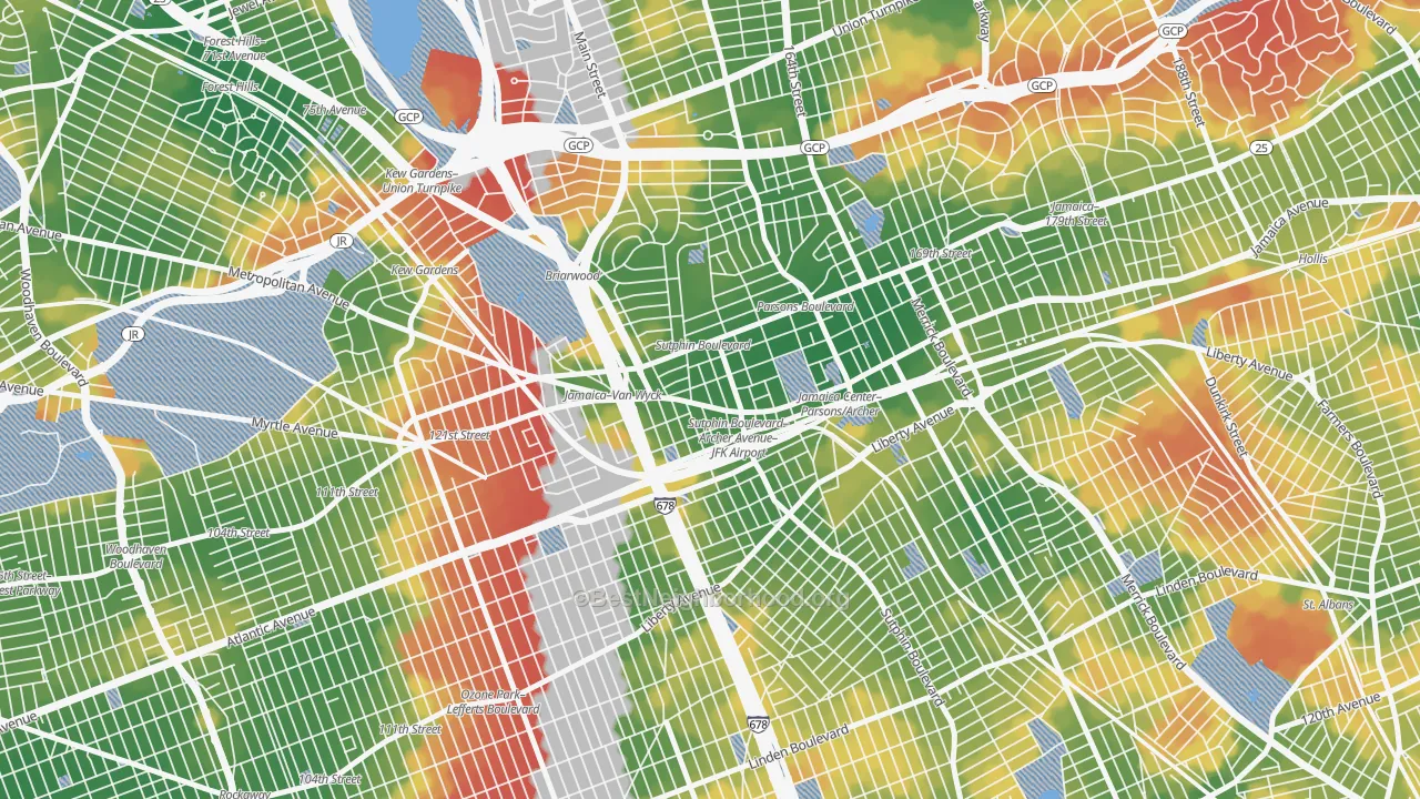 Walk Grade map of 11435, NY, walkable areas in green and car-dependent areas in red