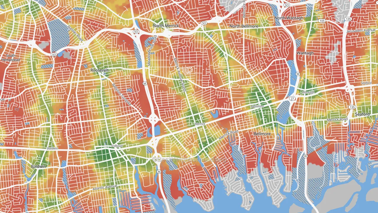 Walk Grade map of 11566, NY, walkable areas in green and car-dependent areas in red