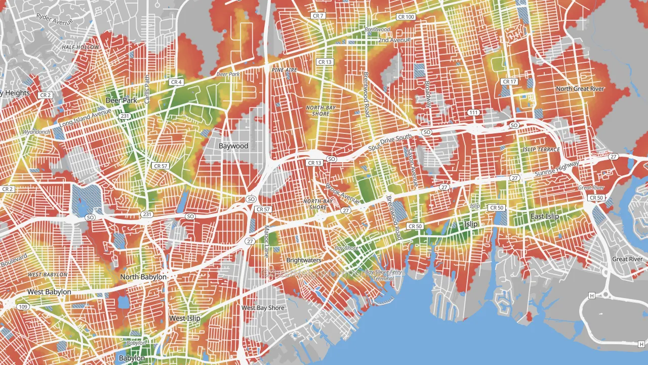 Walk Grade map of 11706, NY, walkable areas in green and car-dependent areas in red