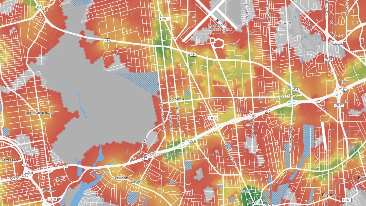 Walk Grade map of 11716, NY, walkable areas in green and car-dependent areas in red