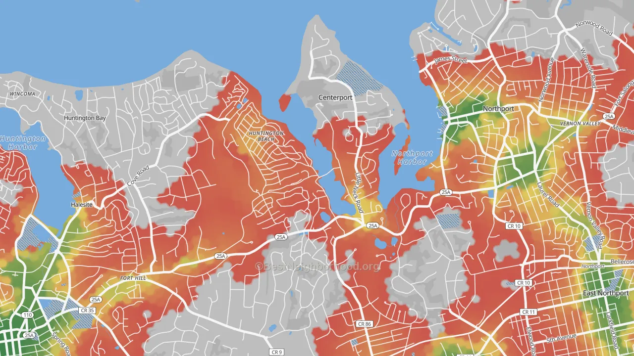 Walk Grade map of 11721, NY, walkable areas in green and car-dependent areas in red