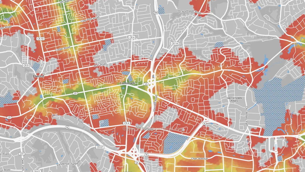 Walk Grade map of 11725, NY, walkable areas in green and car-dependent areas in red