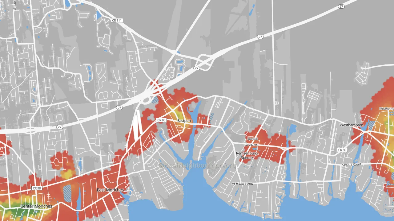Walk Grade map of 11941, NY, walkable areas in green and car-dependent areas in red