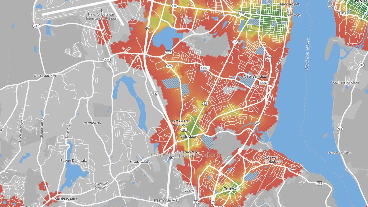 Walk Grade map of 12553, NY, walkable areas in green and car-dependent areas in red
