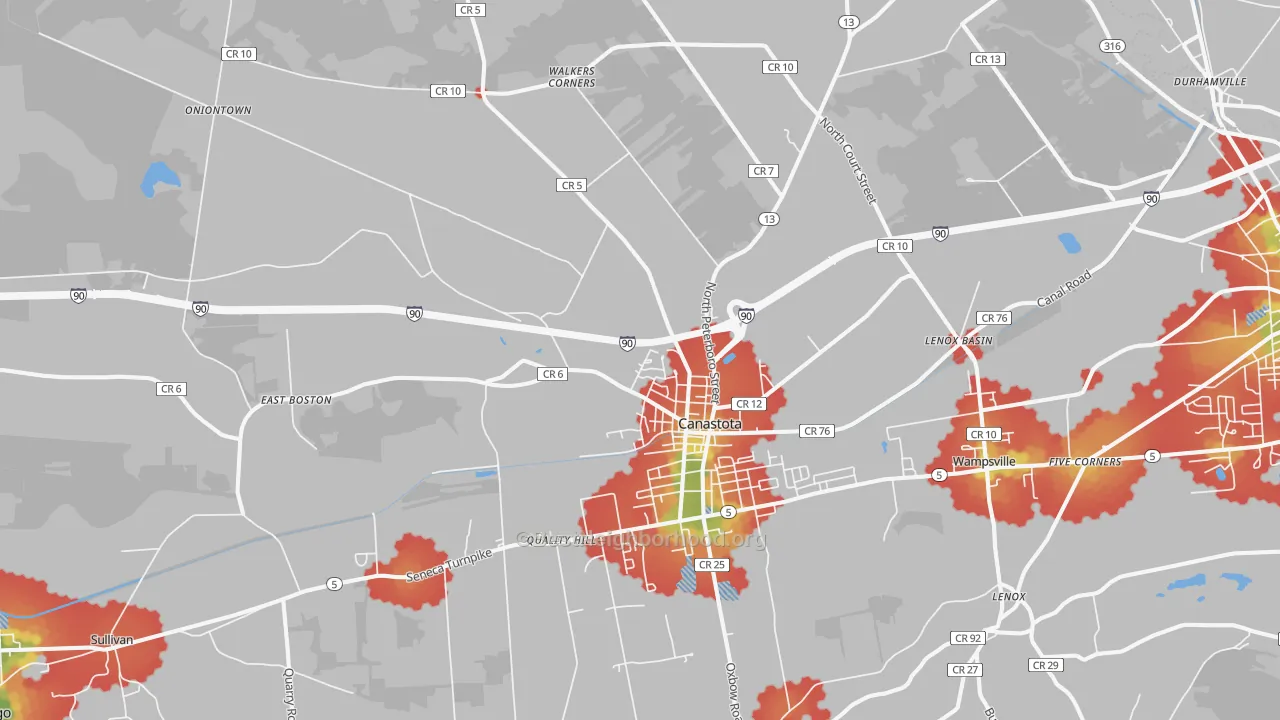 Walk Grade map of 13032, NY, walkable areas in green and car-dependent areas in red