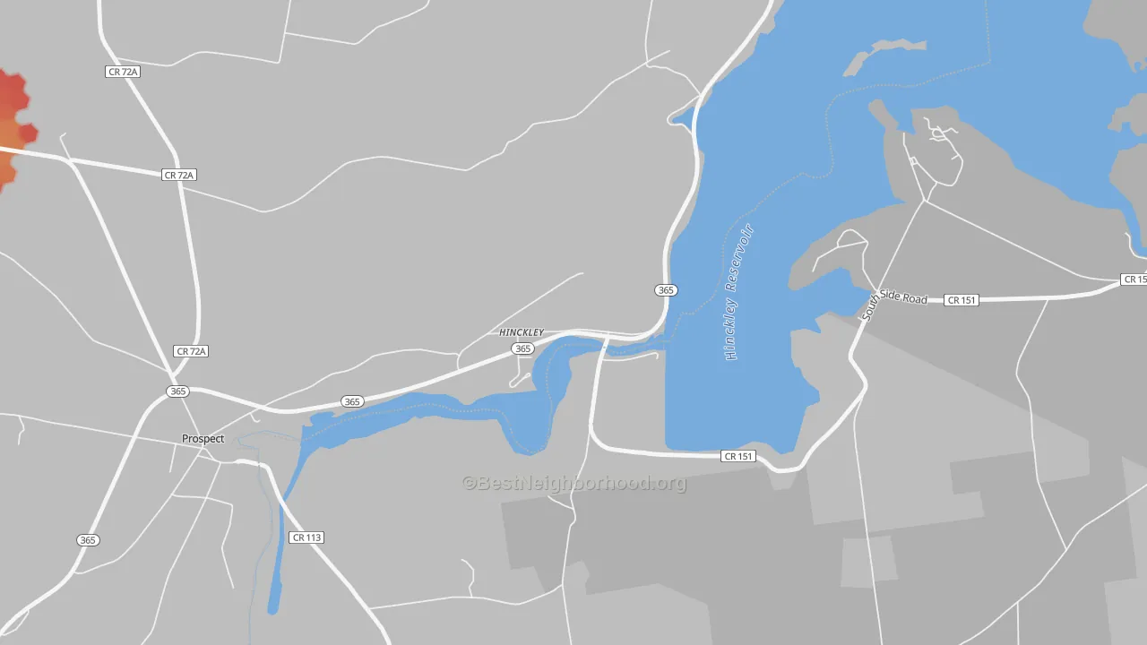 Walk Grade map of 13352, NY, walkable areas in green and car-dependent areas in red