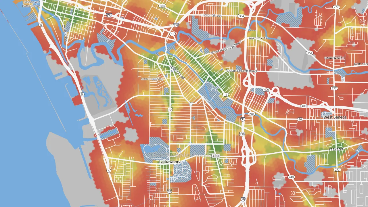 Walk Grade map of 14220, NY, walkable areas in green and car-dependent areas in red