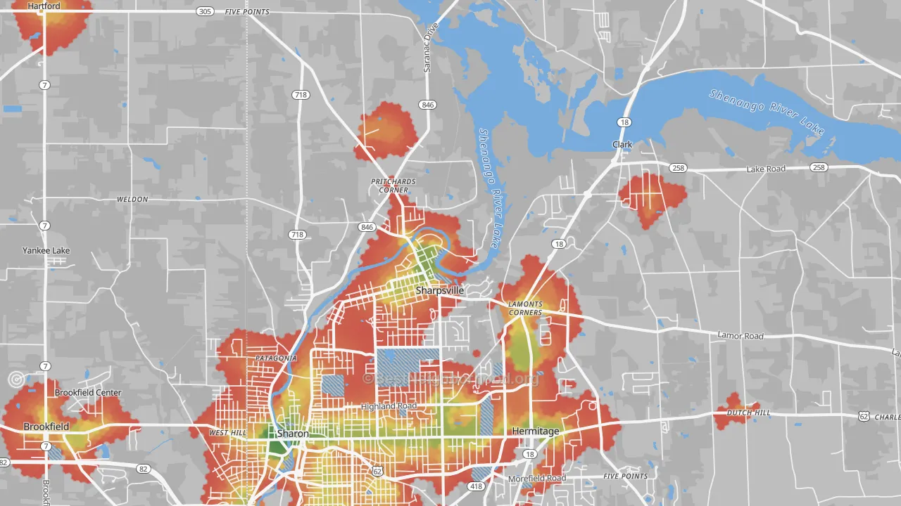 Walk Grade map of 16150, PA, walkable areas in green and car-dependent areas in red