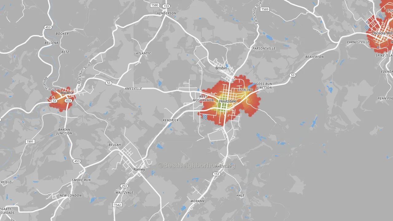 Walk Grade map of 16651, PA, walkable areas in green and car-dependent areas in red