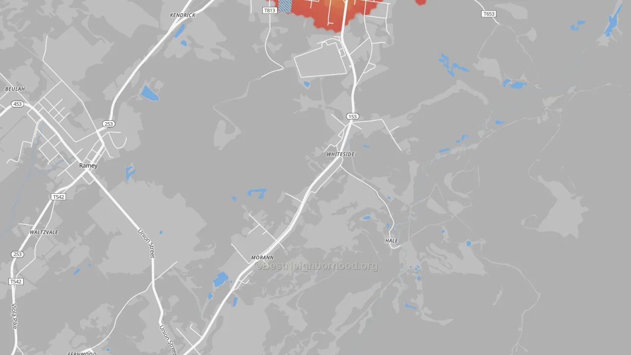 Walk Grade map of 16663, PA, walkable areas in green and car-dependent areas in red