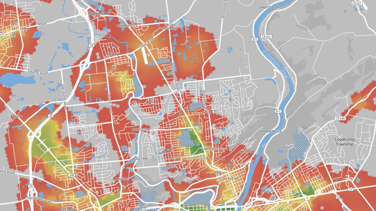 Walk Grade map of 18040, PA, walkable areas in green and car-dependent areas in red