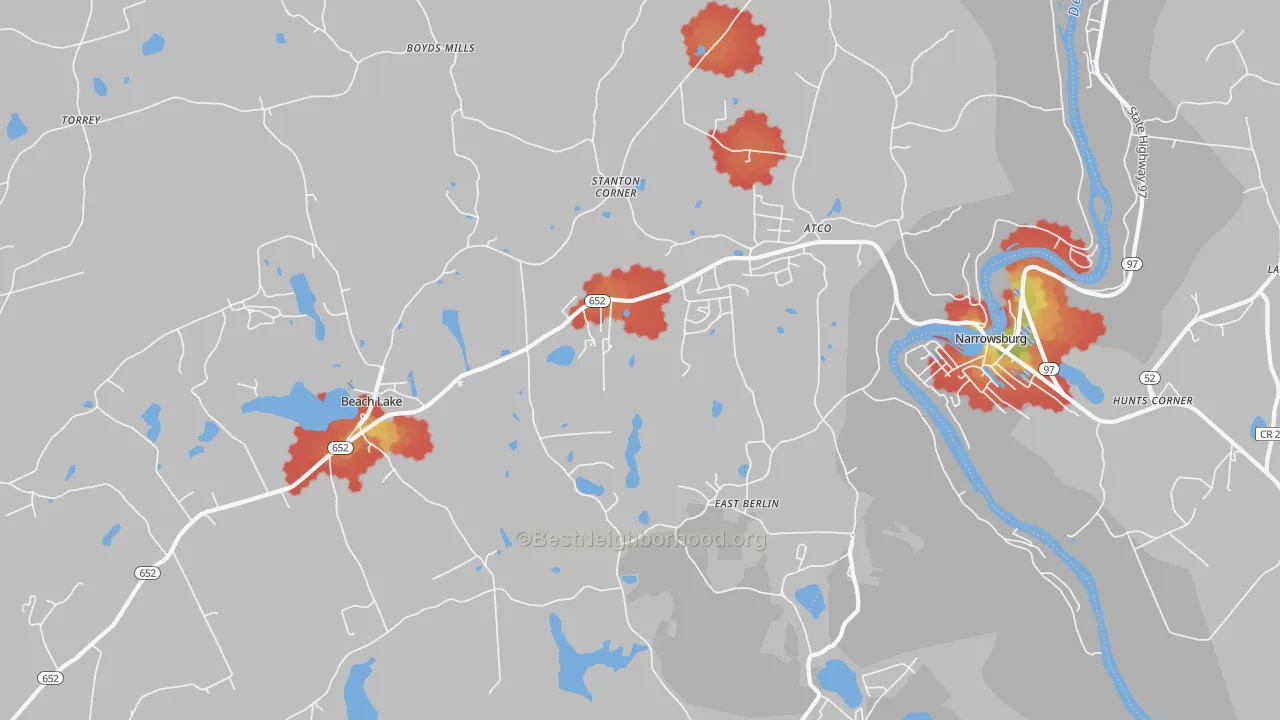 Walk Grade map of 18405, PA, walkable areas in green and car-dependent areas in red