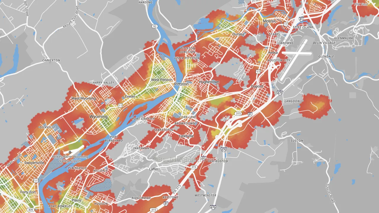 Walk Grade map of 18640, PA, walkable areas in green and car-dependent areas in red