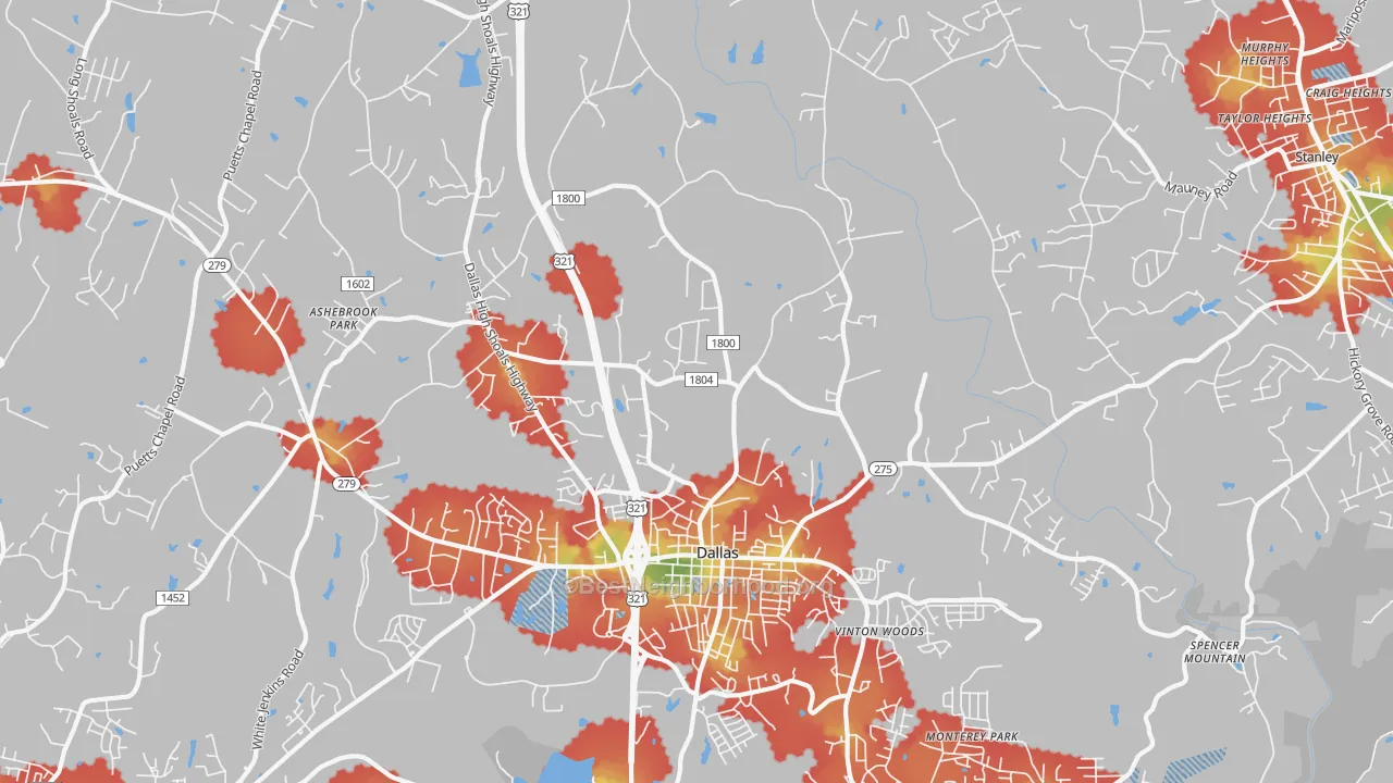 Walk Grade map of 28034, NC, walkable areas in green and car-dependent areas in red