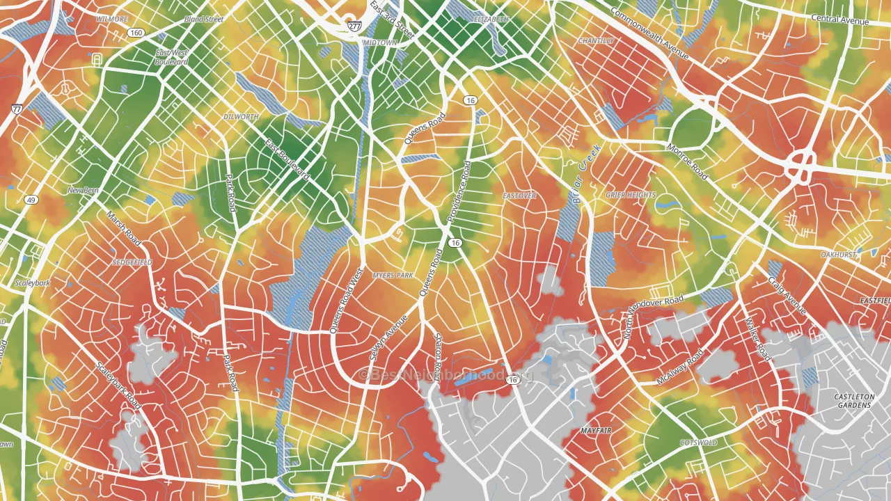 Walk Grade map of 28207, NC, walkable areas in green and car-dependent areas in red