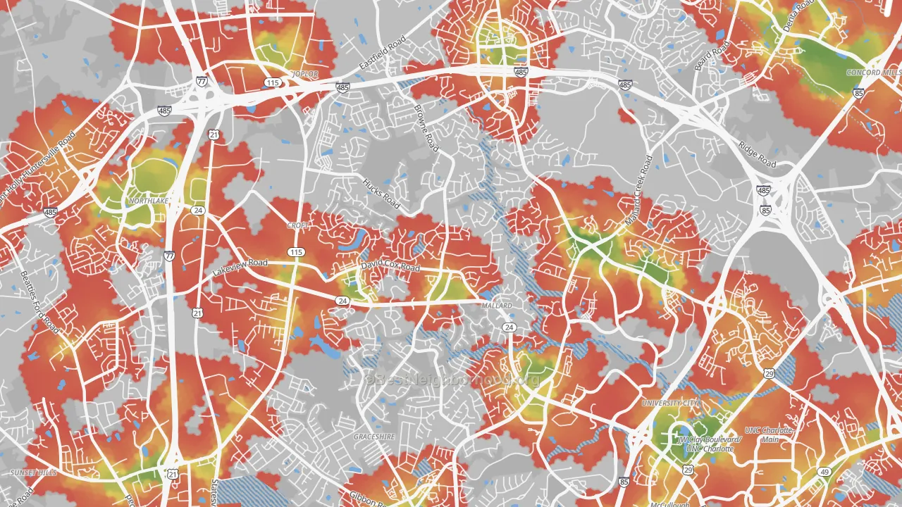 Walk Grade map of 28269, NC, walkable areas in green and car-dependent areas in red