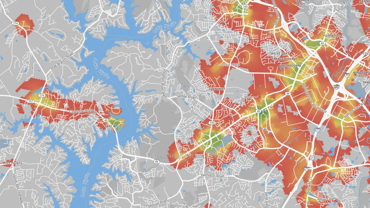 Walk Grade map of 28278, NC, walkable areas in green and car-dependent areas in red