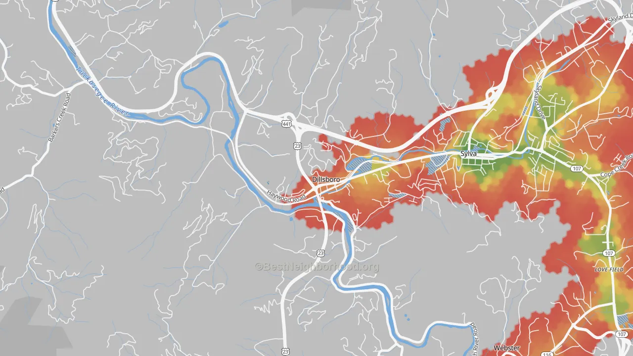 Walk Grade map of 28725, NC, walkable areas in green and car-dependent areas in red