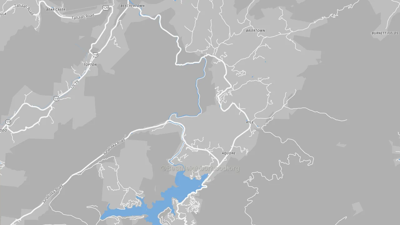 Walk Grade map of 28781, NC, walkable areas in green and car-dependent areas in red
