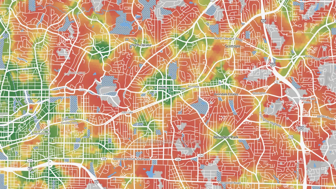 Walk Grade map of 30030, GA, walkable areas in green and car-dependent areas in red