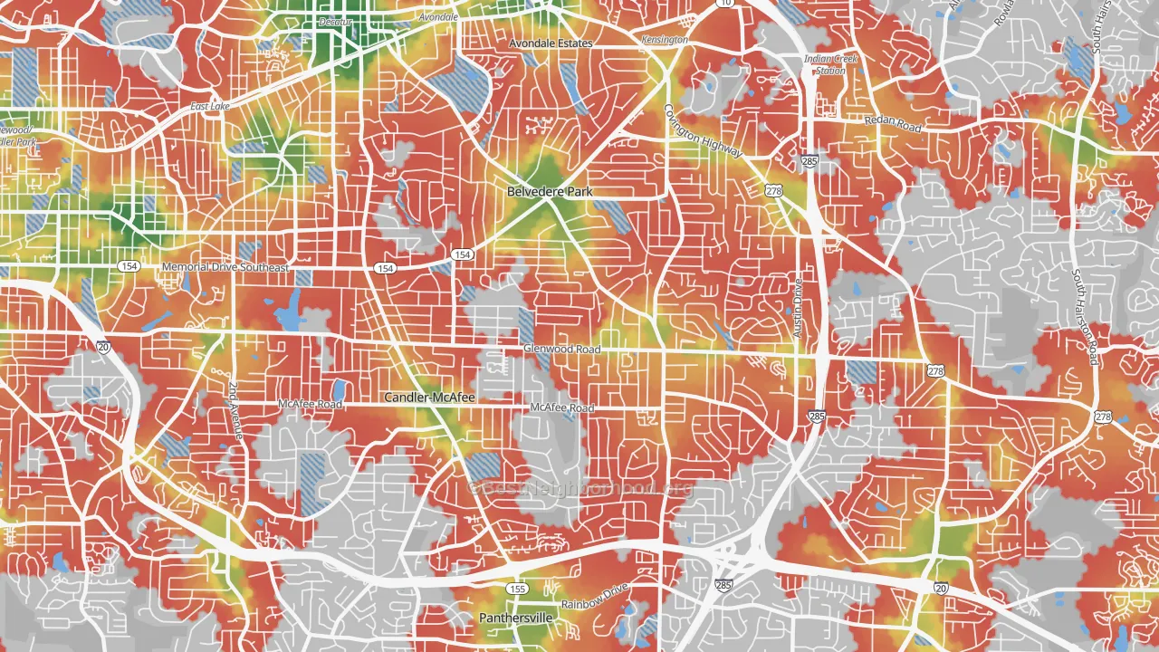 Walk Grade map of 30032, GA, walkable areas in green and car-dependent areas in red