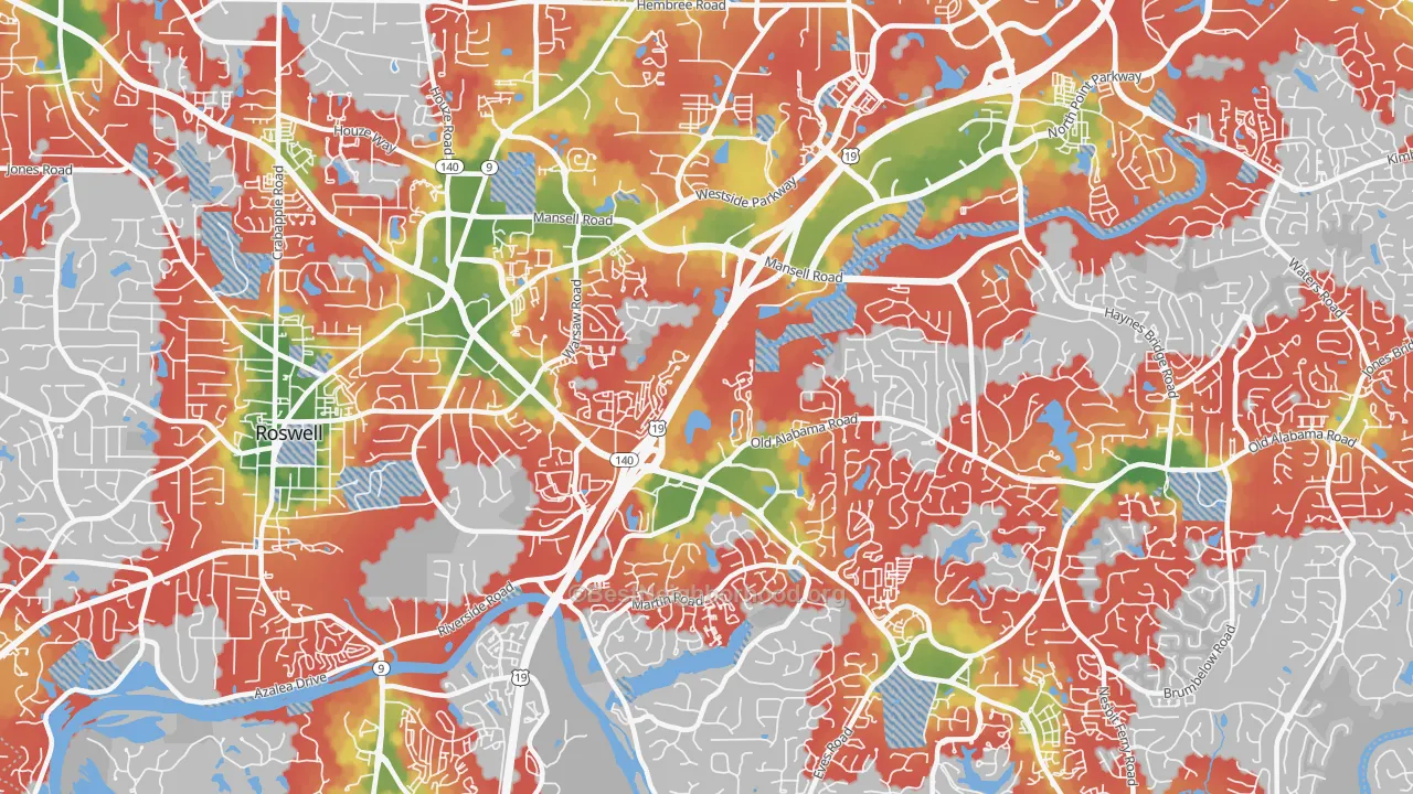 Walk Grade map of 30076, GA, walkable areas in green and car-dependent areas in red