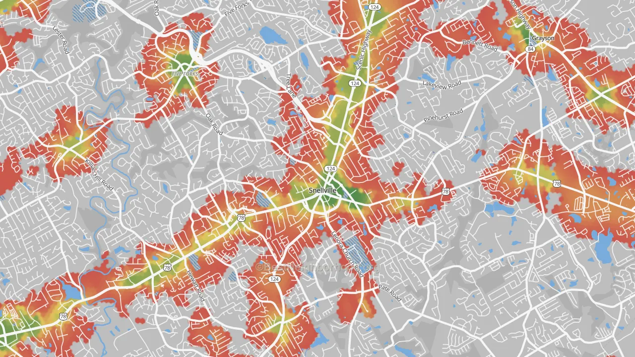 Walk Grade map of 30078, GA, walkable areas in green and car-dependent areas in red