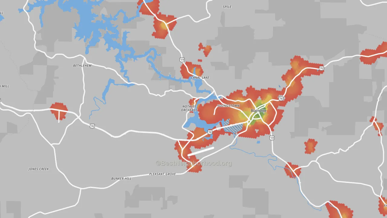 Walk Grade map of 30512, GA, walkable areas in green and car-dependent areas in red