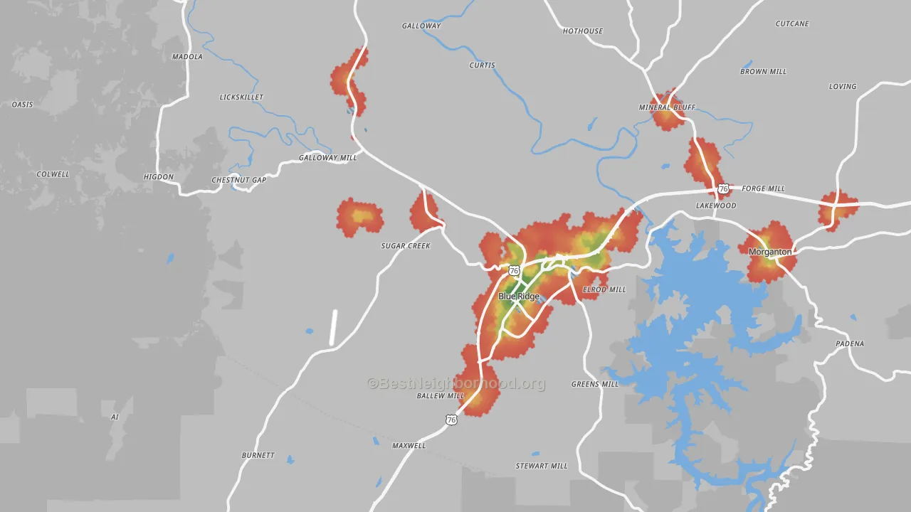 Walk Grade map of 30513, GA, walkable areas in green and car-dependent areas in red