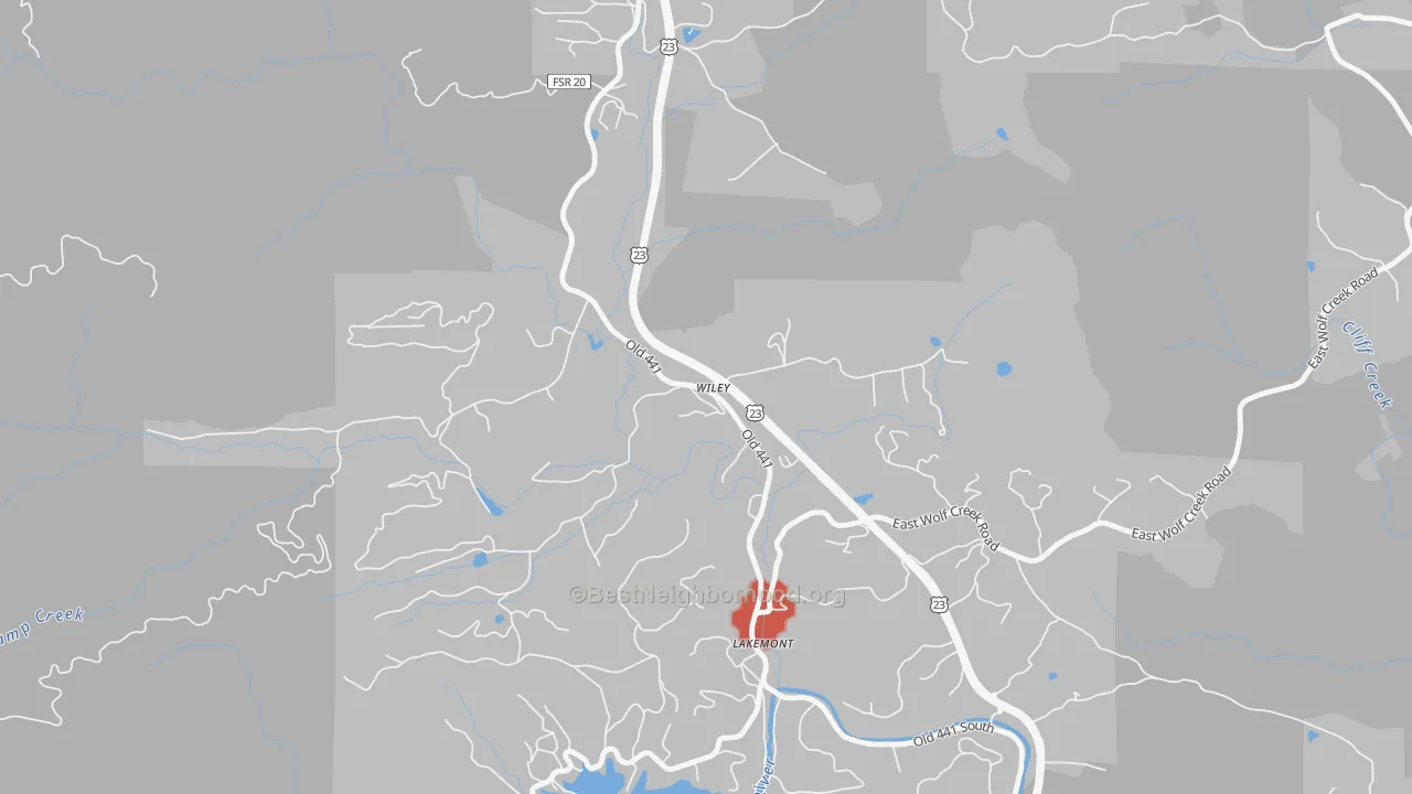 Walk Grade map of 30581, GA, walkable areas in green and car-dependent areas in red